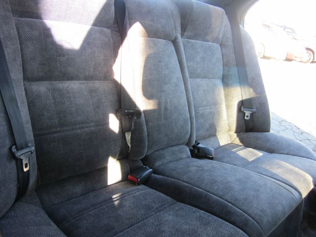 Nissan Maxima 6 Speed Transmision Sedan