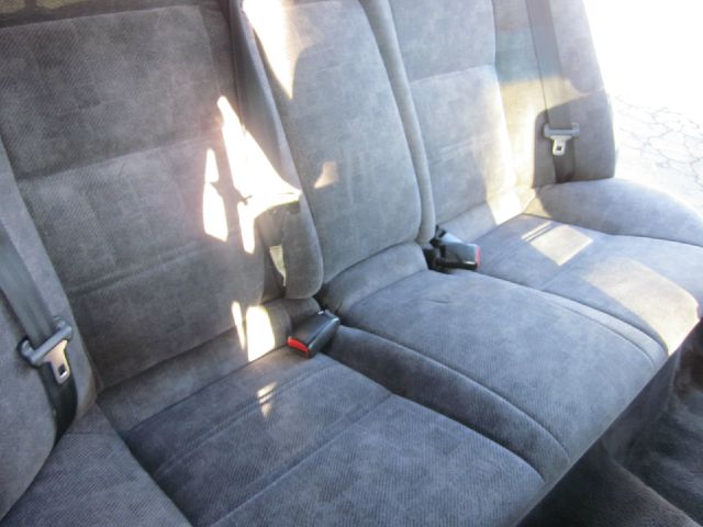 Nissan Maxima 1999 photo 1