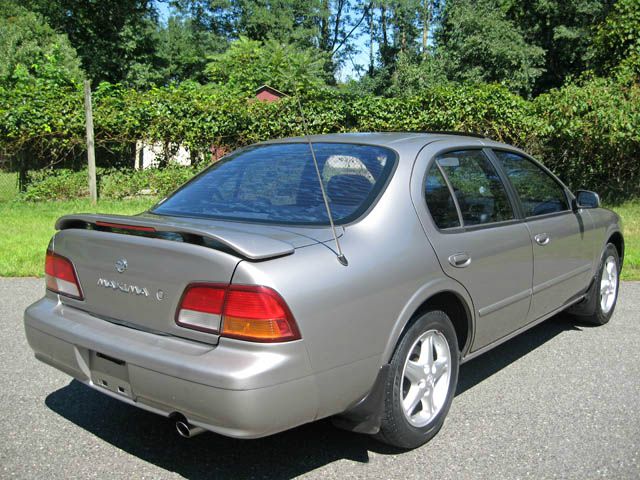 Nissan Maxima 1999 photo 3