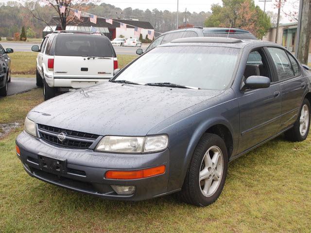 Nissan Maxima 6 Speed Transmision Sedan