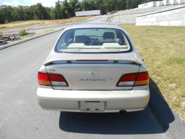 Nissan Maxima 1999 photo 3