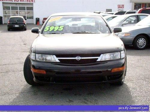 Nissan Maxima 1999 photo 3