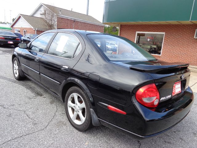 Nissan Maxima 6 Speed Transmision Sedan