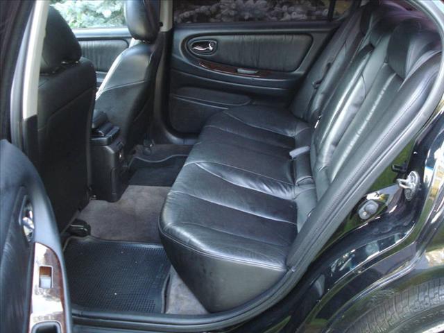Nissan Maxima 2000 photo 4