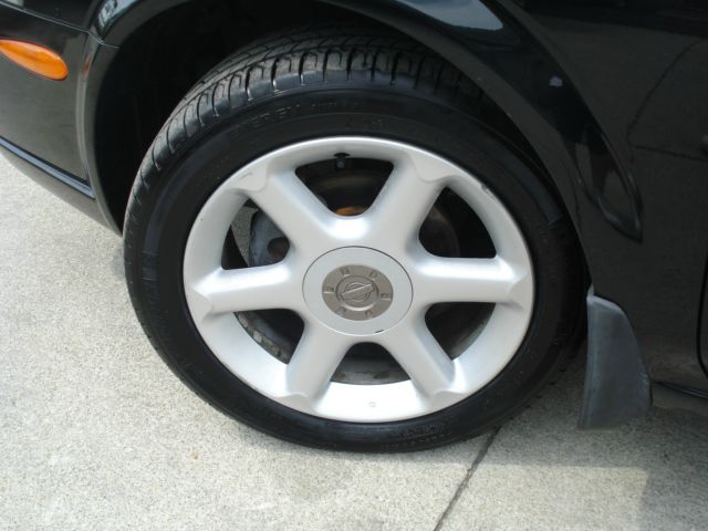 Nissan Maxima 2000 photo 2