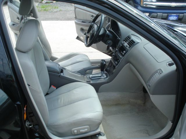 Nissan Maxima 2000 photo 3