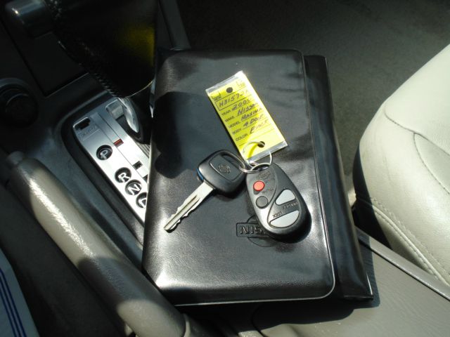 Nissan Maxima 2000 photo 5