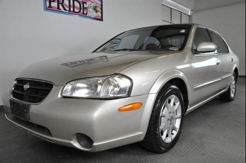 Nissan Maxima 2000 photo 2