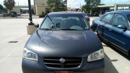 Nissan Maxima 2000 photo 2