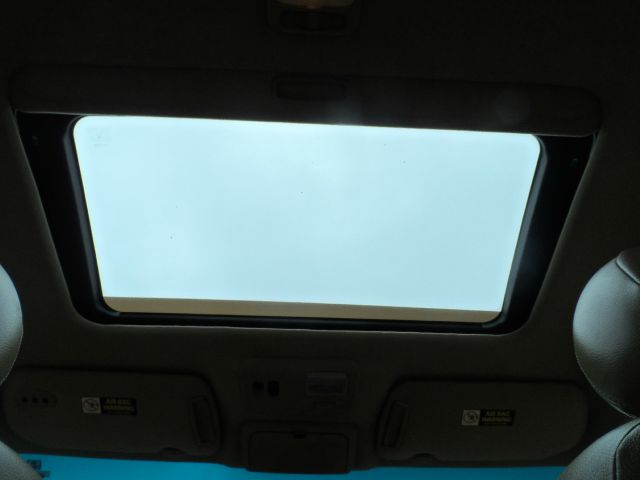 Nissan Maxima 2000 photo 20