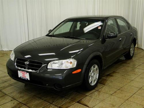Nissan Maxima 2000 photo 1