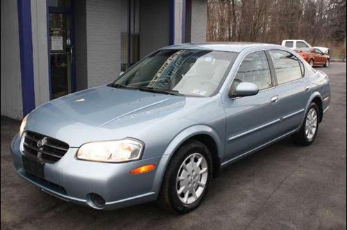 Nissan Maxima 2000 photo 4