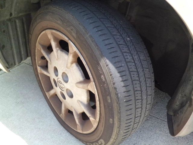 Nissan Maxima 2000 photo 4