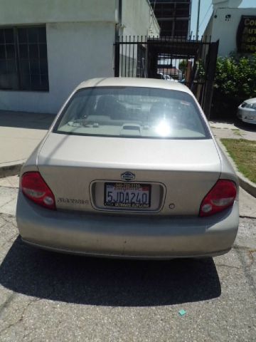 Nissan Maxima 2000 photo 7