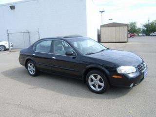 Nissan Maxima 2000 photo 2