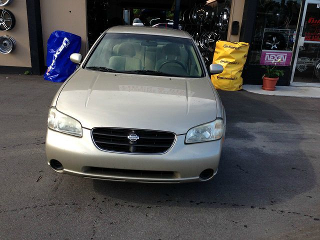 Nissan Maxima 2000 photo 24