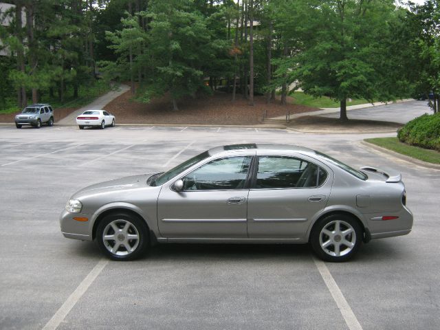 Nissan Maxima 2001 photo 1