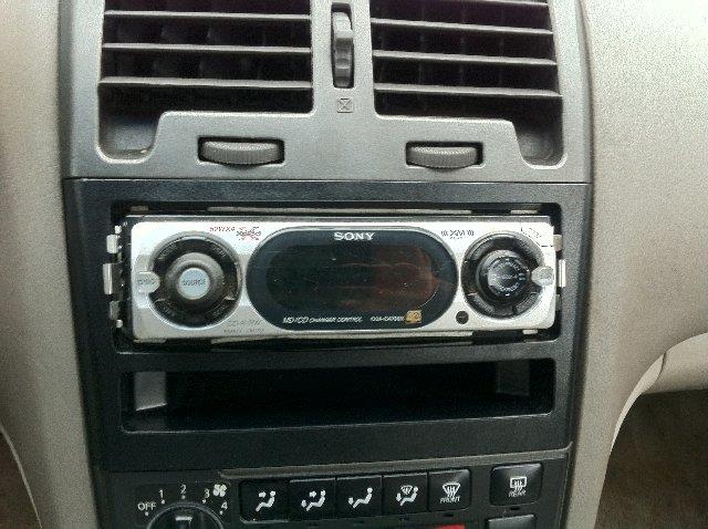 Nissan Maxima 2001 photo 2