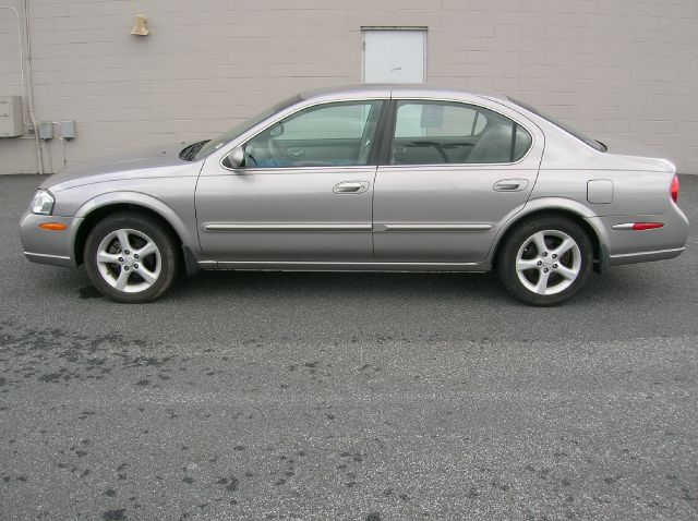Nissan Maxima 2001 photo 2