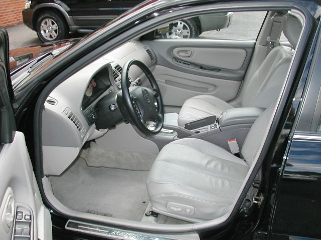 Nissan Maxima 2001 photo 11