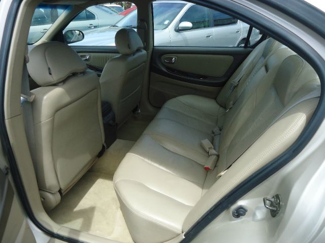 Nissan Maxima 2001 photo 1