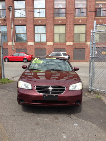 Nissan Maxima SE Sedan