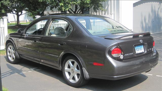 Nissan Maxima 2001 photo 2