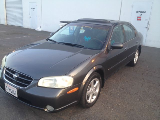 Nissan Maxima 2001 photo 1