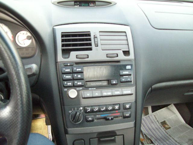 Nissan Maxima 2001 photo 1