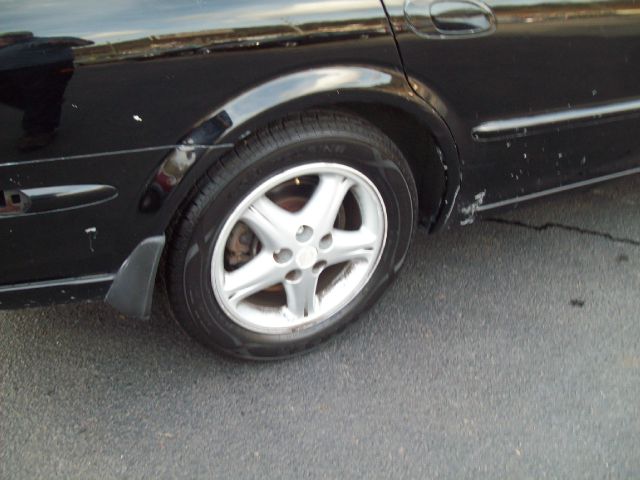 Nissan Maxima 2001 photo 8