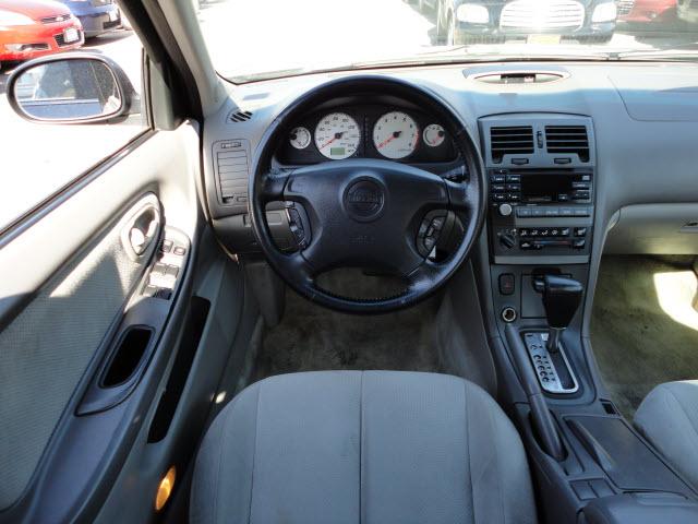Nissan Maxima 2001 photo 4