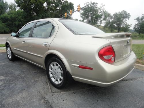 Nissan Maxima 2001 photo 2