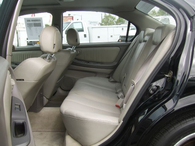 Nissan Maxima 2001 photo 2