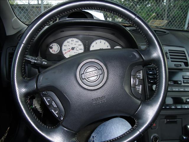 Nissan Maxima 2001 photo 3