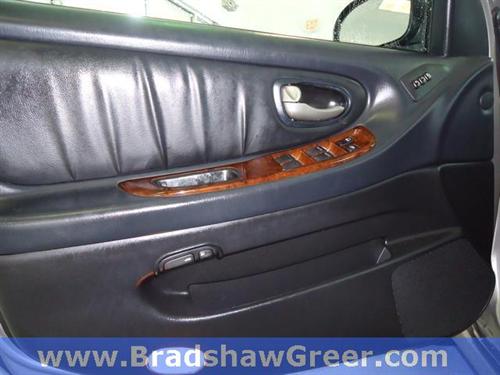 Nissan Maxima 3.0 Quattro Other