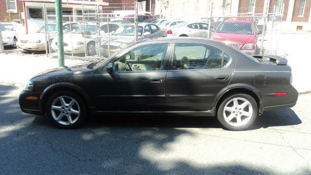Nissan Maxima 2002 photo 2