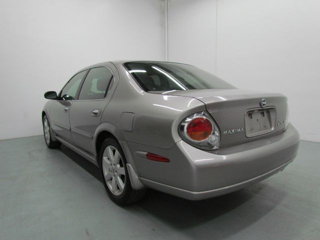 Nissan Maxima 2002 photo 2