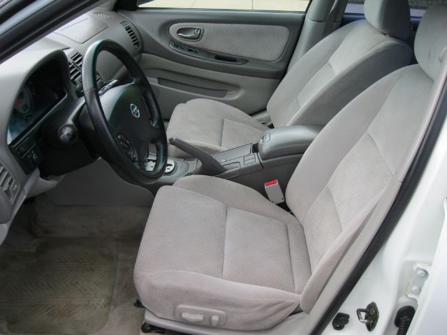 Nissan Maxima 2002 photo 2