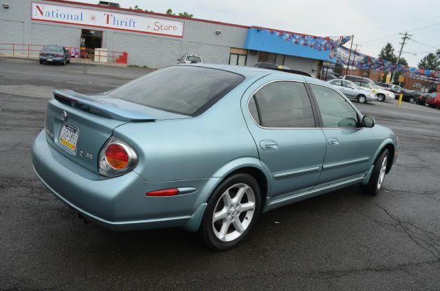 Nissan Maxima 2002 photo 2