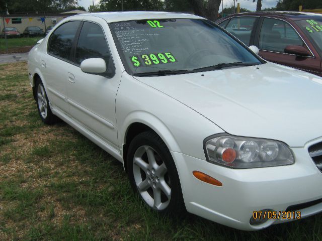 Nissan Maxima 2002 photo 1