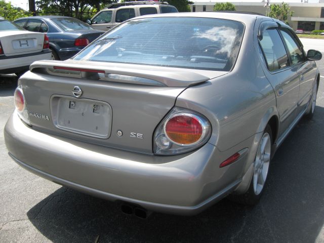 Nissan Maxima 2002 photo 0