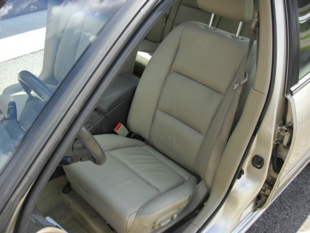 Nissan Maxima 2002 photo 10