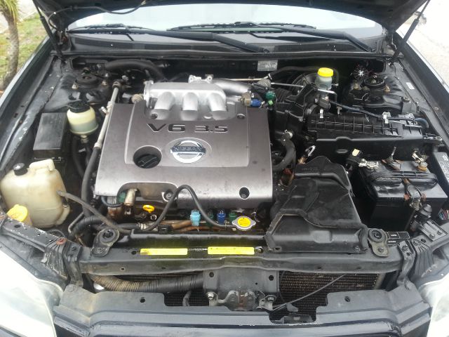 Nissan Maxima 2002 photo 1