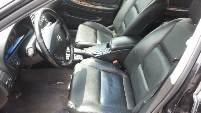 Nissan Maxima 2002 photo 1