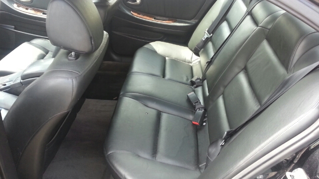 Nissan Maxima 2002 photo 2