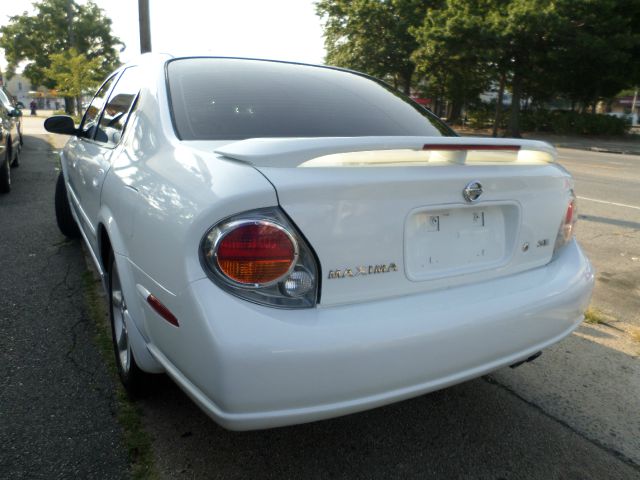 Nissan Maxima 2002 photo 1