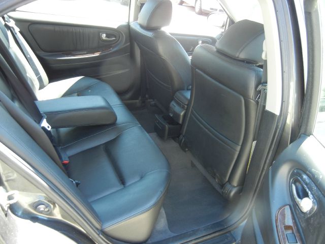 Nissan Maxima 2003 photo 15