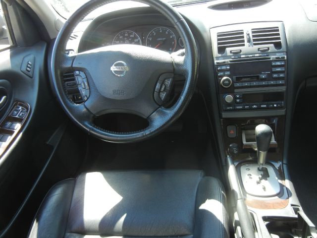 Nissan Maxima 2003 photo 23