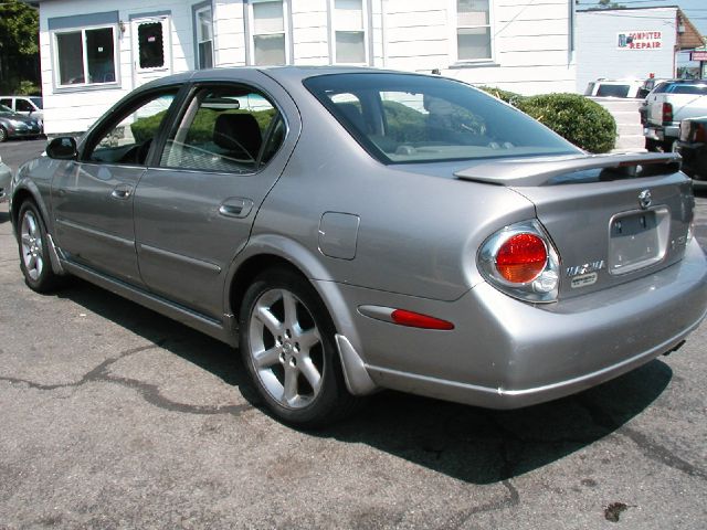 Nissan Maxima 2003 photo 2