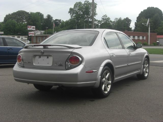 Nissan Maxima 2003 photo 2